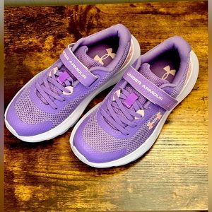 Under Armour SURGE 3 Girls AC Neutral running shoes